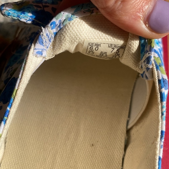 Brand New! Vans Authentic Knot slides - Picture 5 of 8